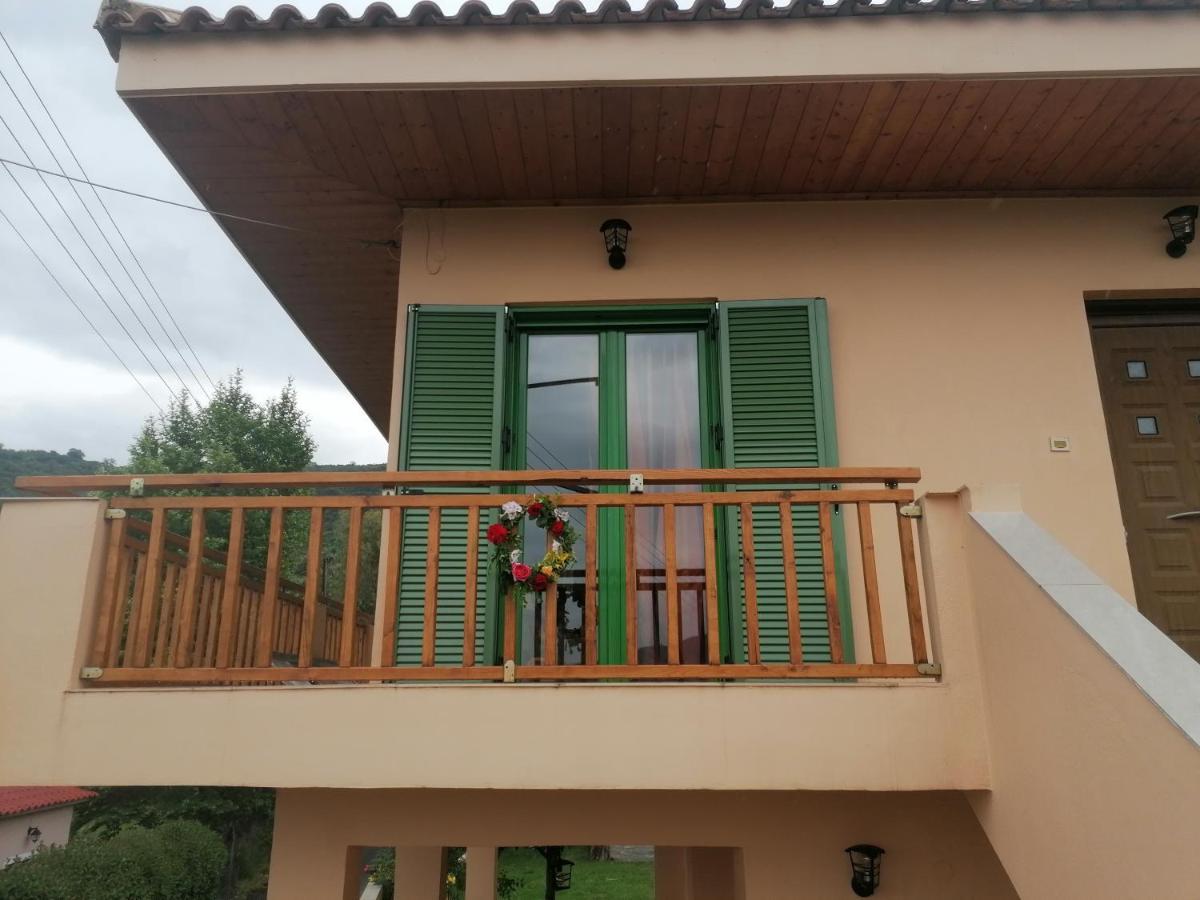 The Lake House" -Trichonida Lake Marathias  Exterior foto